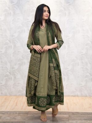 Anarkali kurta set