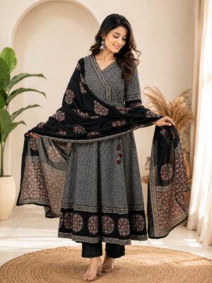 Anarkali kurta set