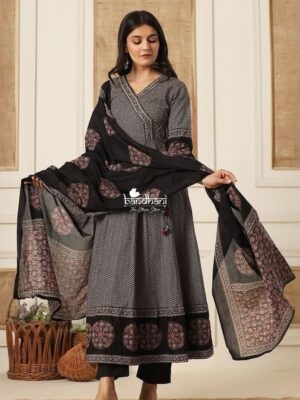 Anarkali kurta set